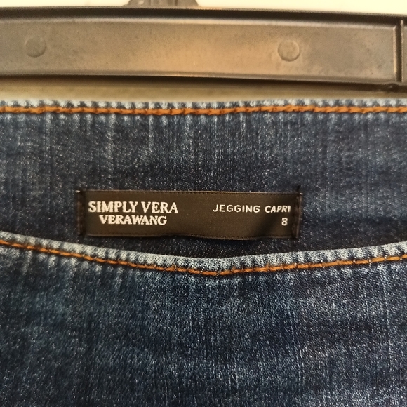 Simply Vera Vera Wang Jegging Capri size 8 jeans - Picture 2 of 5